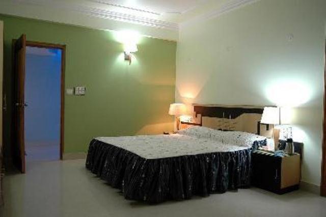 Royal King Resort Patna  Room photo