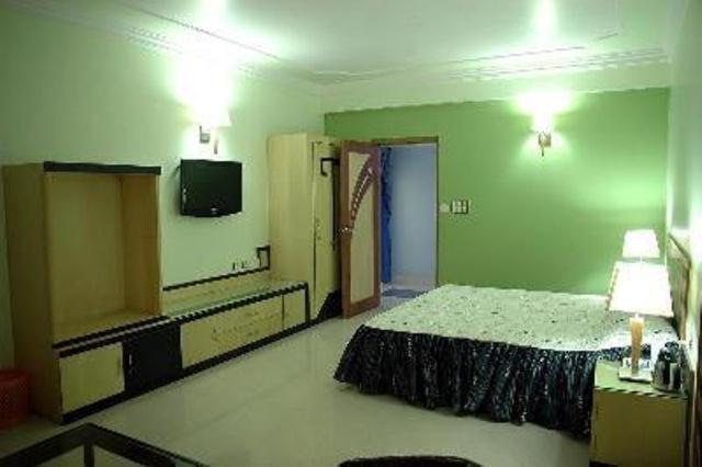 Royal King Resort Patna  Room photo